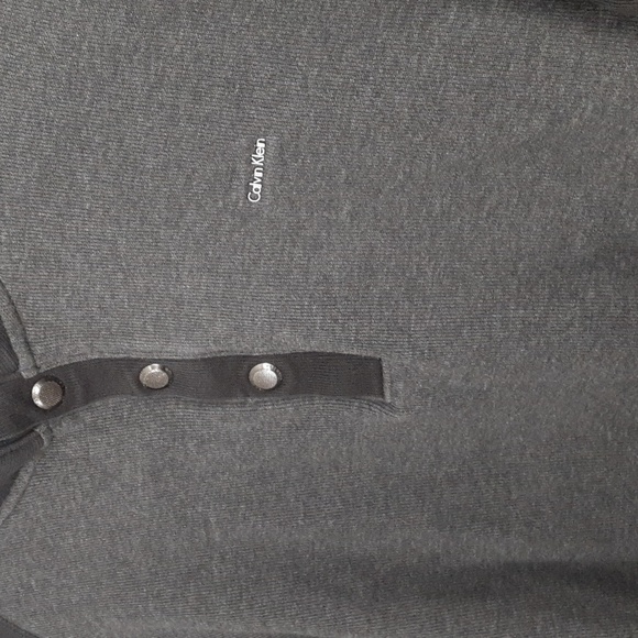 Calvin Klein Men's Color Block Black & Gray 3/4 Button Down Ribbed Sweater - Picture 2 of 9